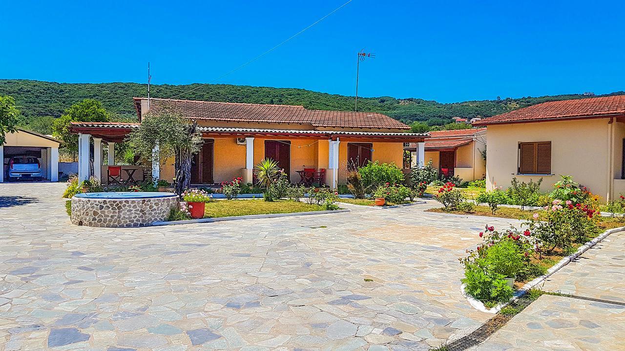 Villa Panorea Moraḯtika Luaran gambar