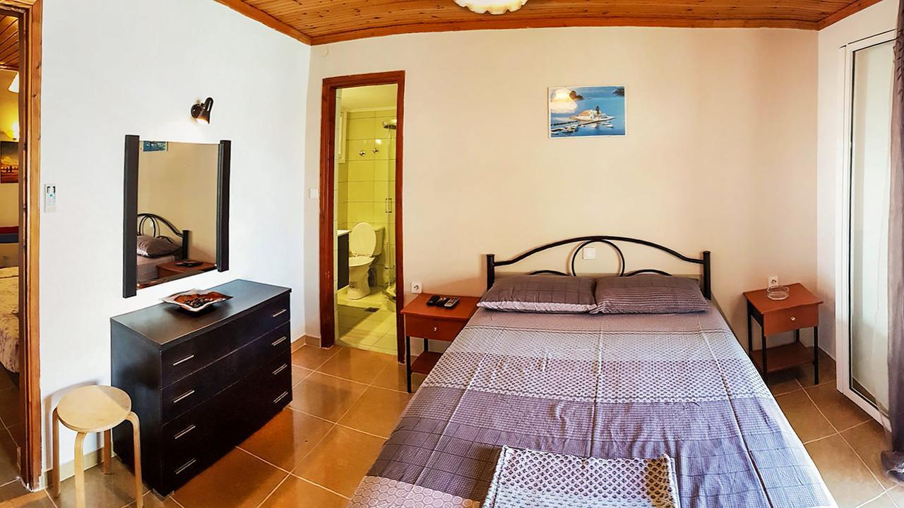 Villa Panorea Moraḯtika Luaran gambar