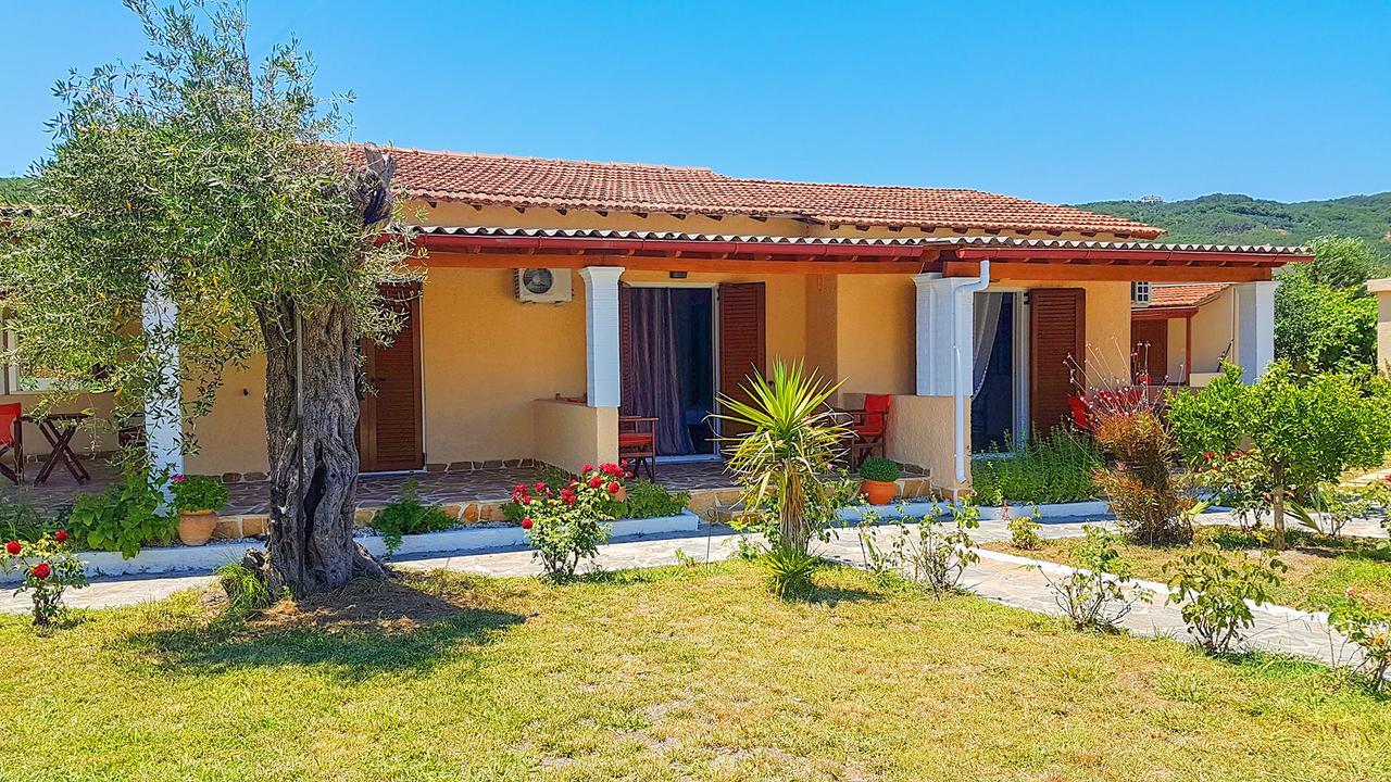 Villa Panorea Moraḯtika Luaran gambar