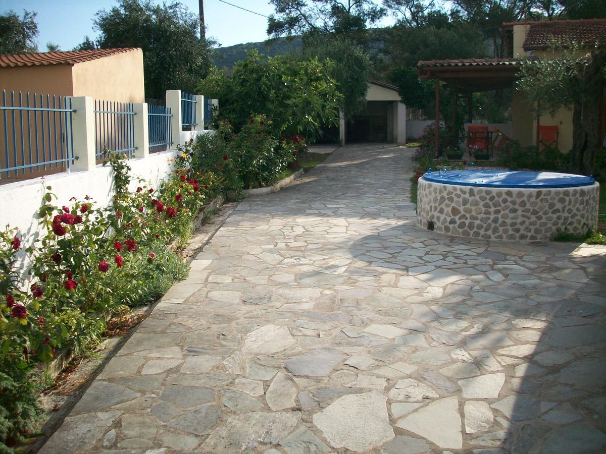 Villa Panorea Moraḯtika Luaran gambar