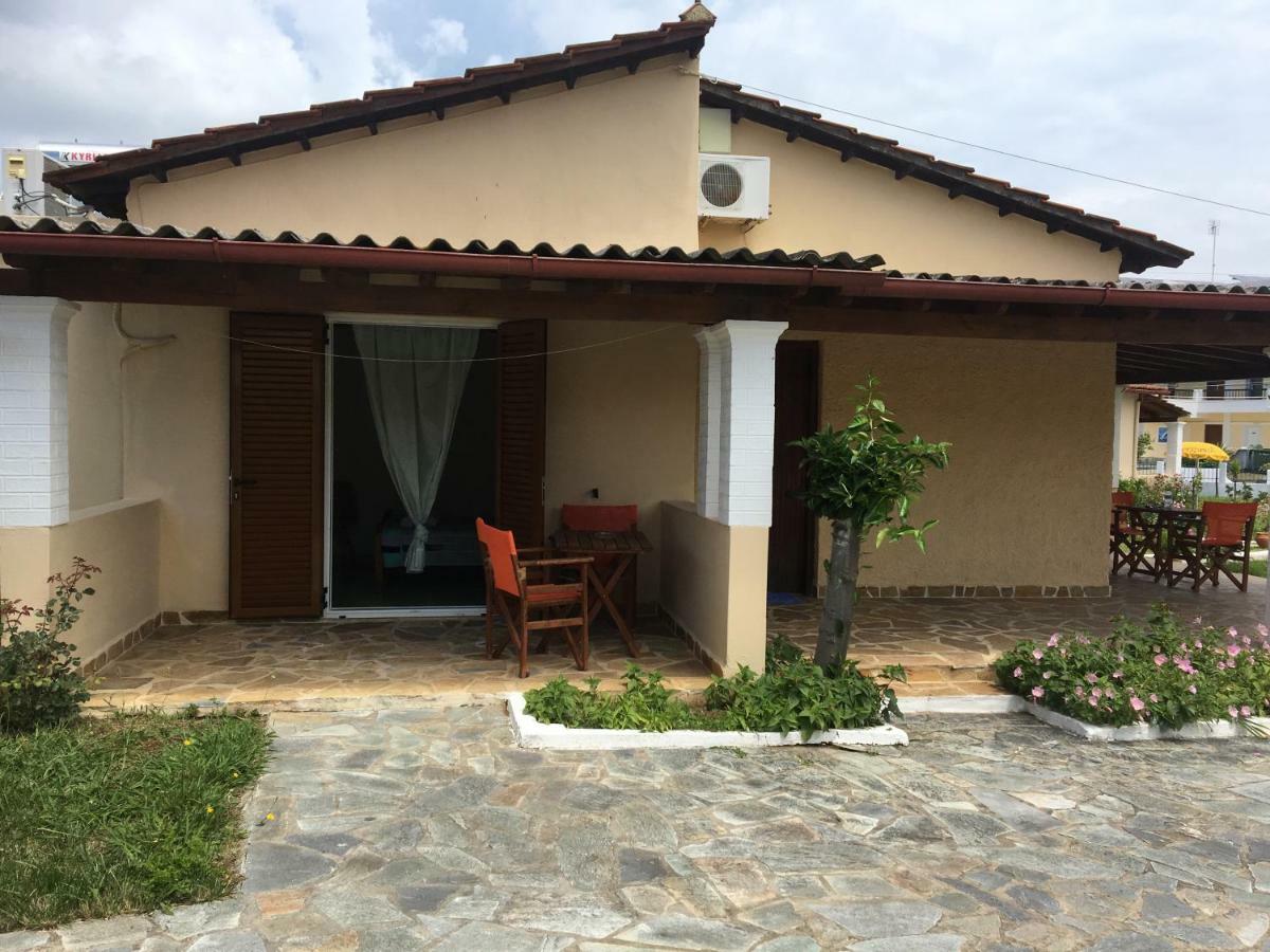 Villa Panorea Moraḯtika Luaran gambar